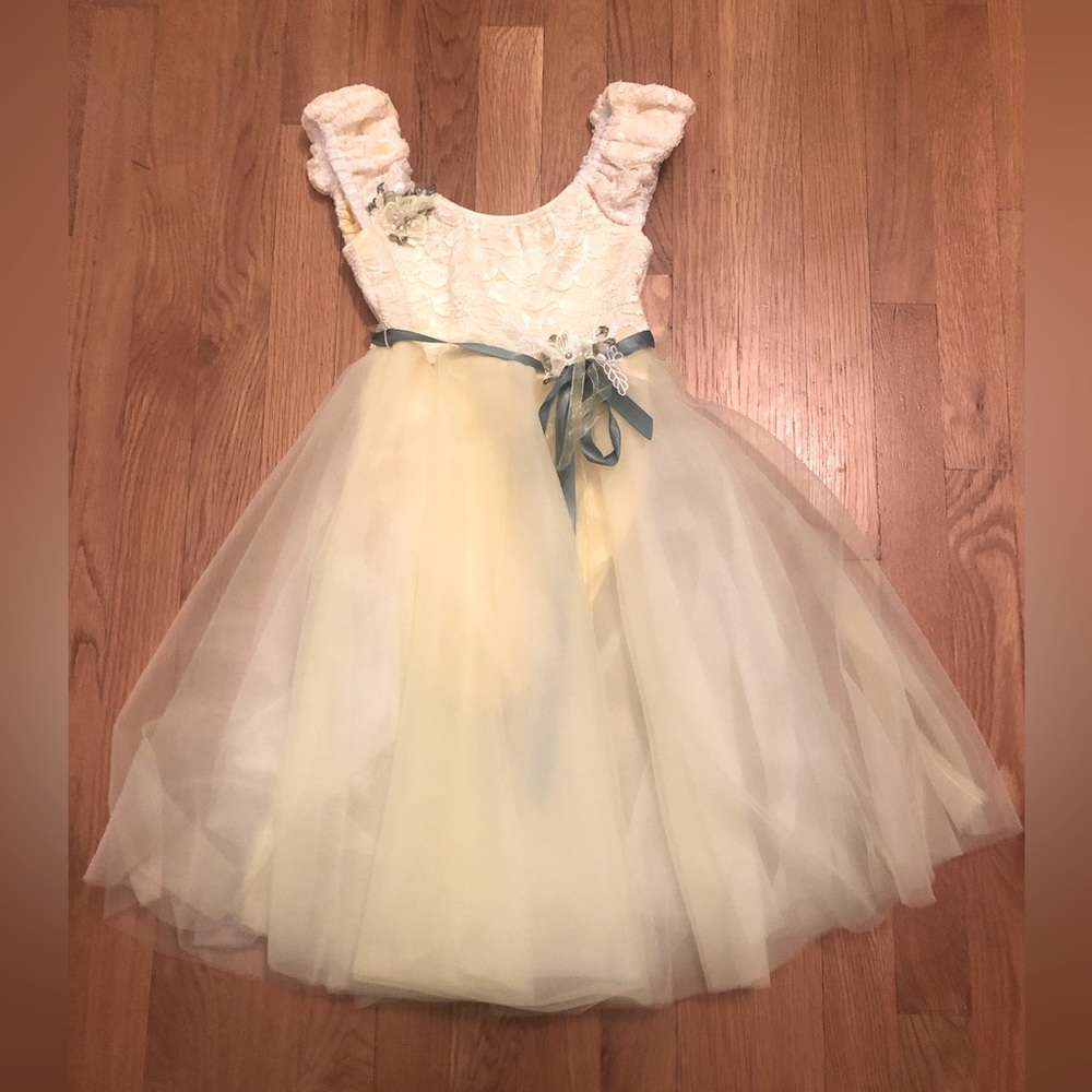 Revolution Dance Costume Yellow Dress/ RC18595
Yellow beautiful size MC
